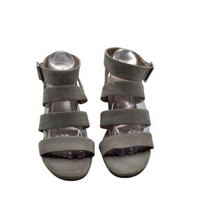Vionic Women's Taupe Strappy Sandals size 
9.5M